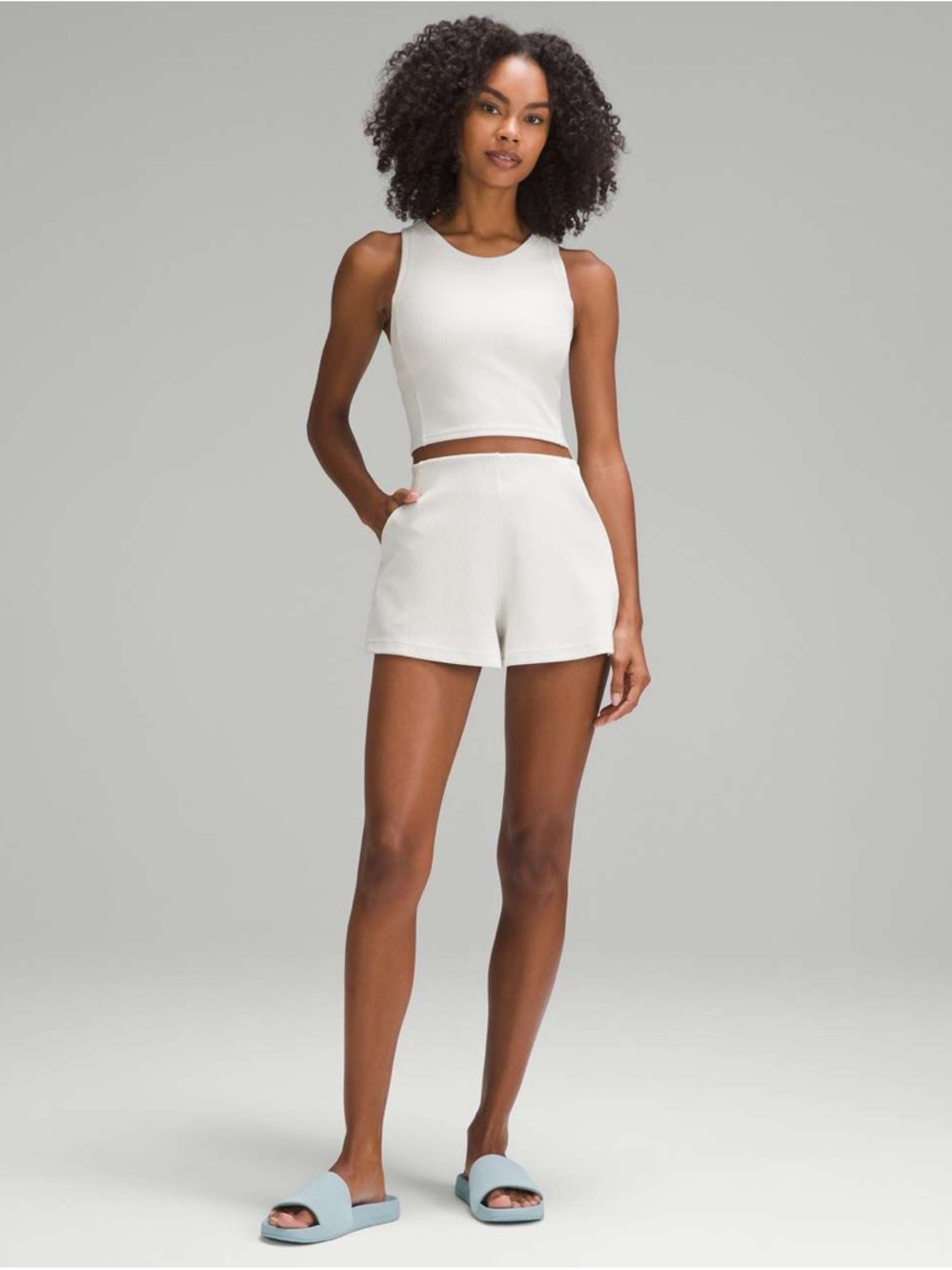 Lululemon Ribbed Softstreme High-Rise Short 2"
Bone